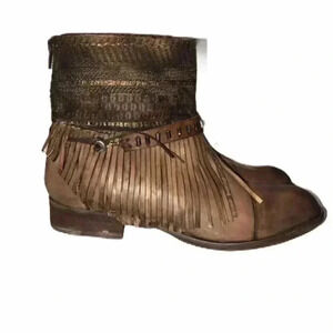 Veracruz Fringe Booties Size 39